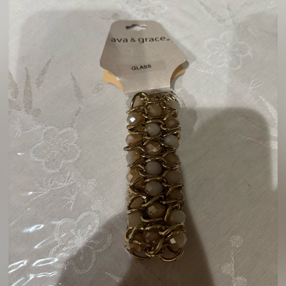 Ava & Grace Gold and Cream Beaded Bracelet